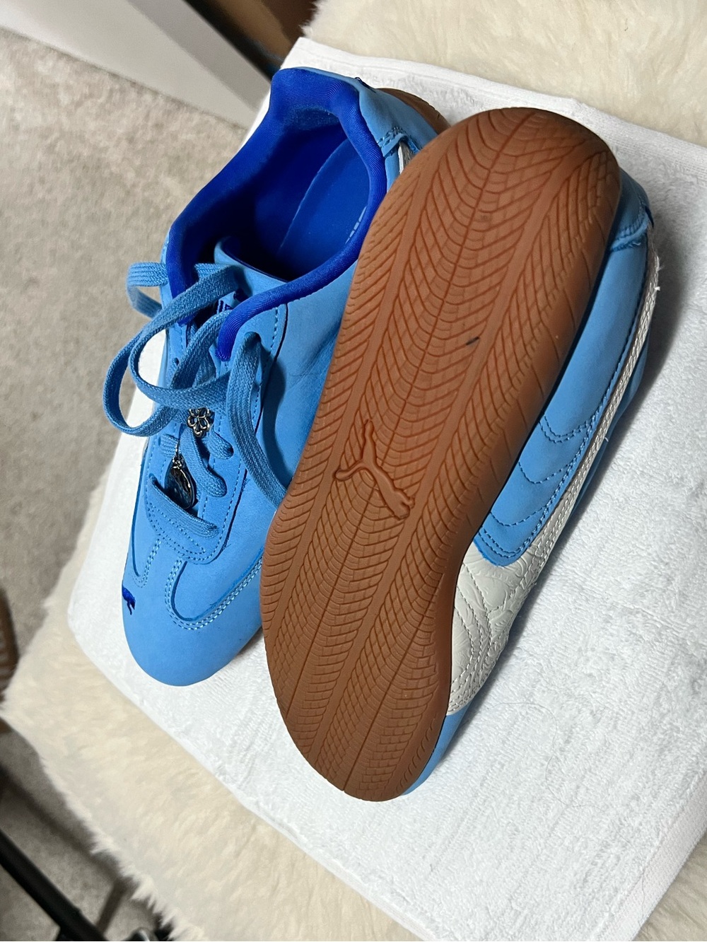 Puma Womens Light Blue Speedcat with Royal Blue Accents - Picture 2 of 3
